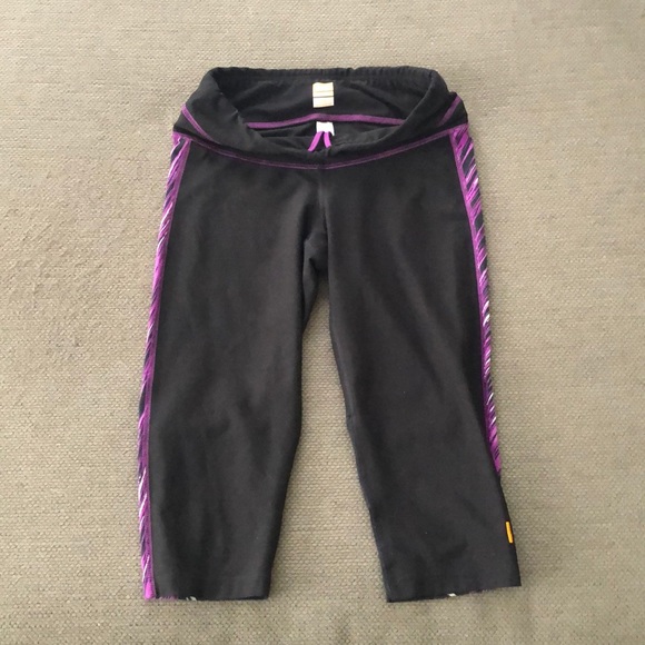 Lucy Workout Set - Picture 2 of 8